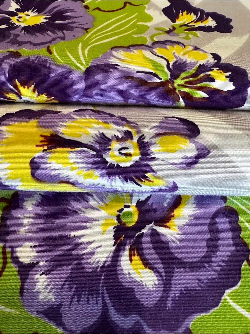 Vintage 1950s California Hand Print Tablecloth | Pansy Basket Pattern | Like New